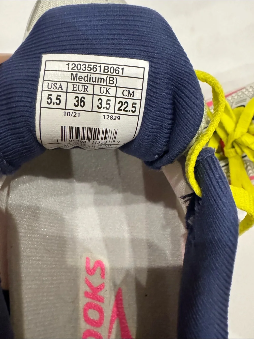 NEW. Brooks Kids Sneakers in Light Gray with Neon Yellow & Pink Accents